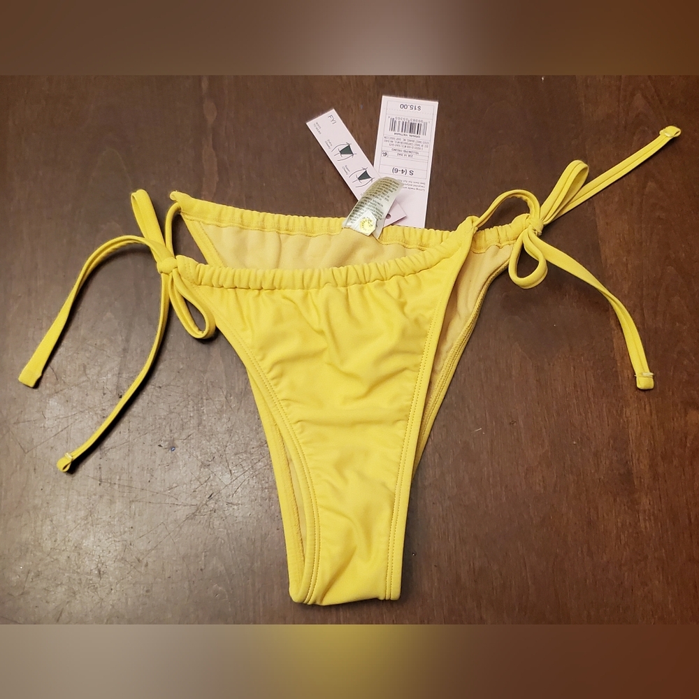 4/$15 Nwt Womens Bikini Bottoms Small (4-6)